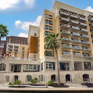 Hampton & Riverwalk 3* San Antonio