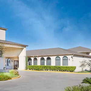 Super 8 By Wyndham At I-10 2* San Antonio