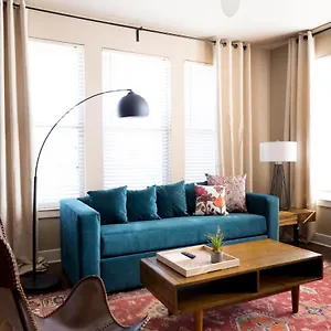 Wanderjaunt - Southtown Apartments *