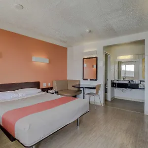 6-san Antonio, Tx - Sam Houston Hotel 2*