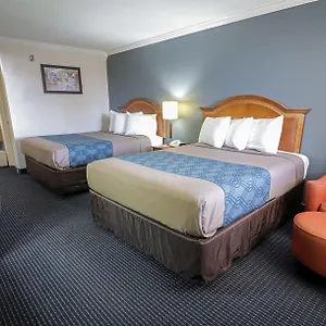 & 2* San Antonio