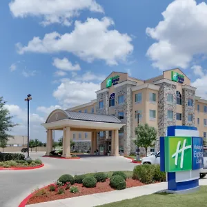 Express & Brooks Base By Ihg Hotel