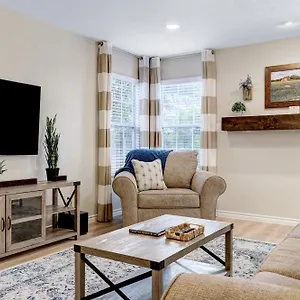 Bluebonnet - A Birdy Vacation Holiday home *