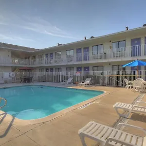 6 San Antonio, Tx Six Flags Fiesta Tx - La Cantera Area Hotel 4*